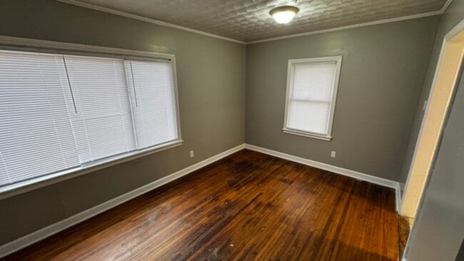 Foto del edificio - 1294 Pallwood Rd