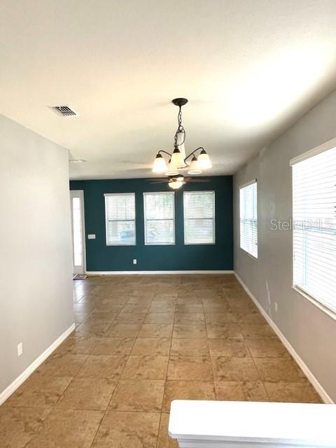 Building Photo - 10275 Hartford Maroon Rd