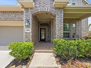Building Photo - 1614 Mahan Dr