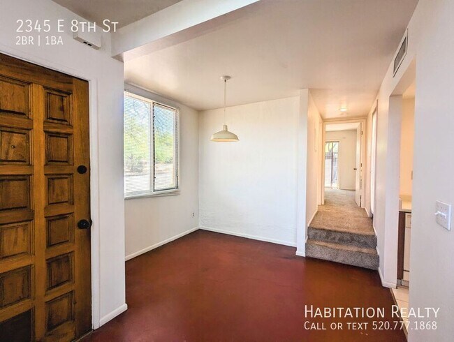 Foto del edificio - 2345 E 8th St