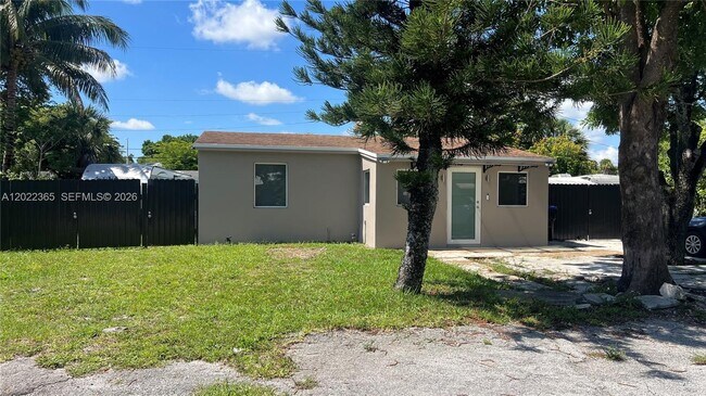 Foto del edificio - 2330 NW 13th St