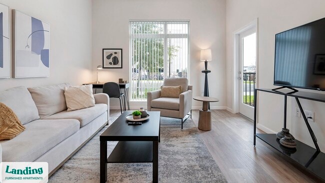 Building Photo - 5256 International Dr