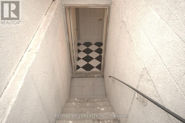 Building Photo - 86 Bellona St