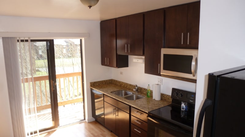 Foto principal - 1851 N Green Ln N
