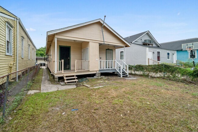 Foto del edificio - 2719 N Robertson St