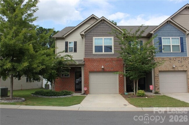 Building Photo - 6017 Sweetbay Ln