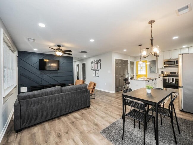 Photo - 3317 Pennsylvania St House