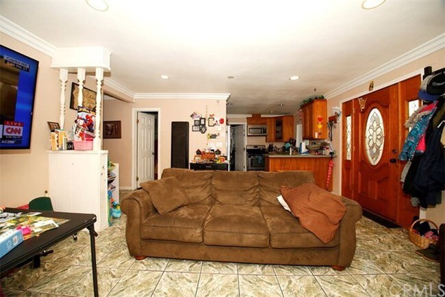 Foto del edificio - 14816 Lefloss Ave