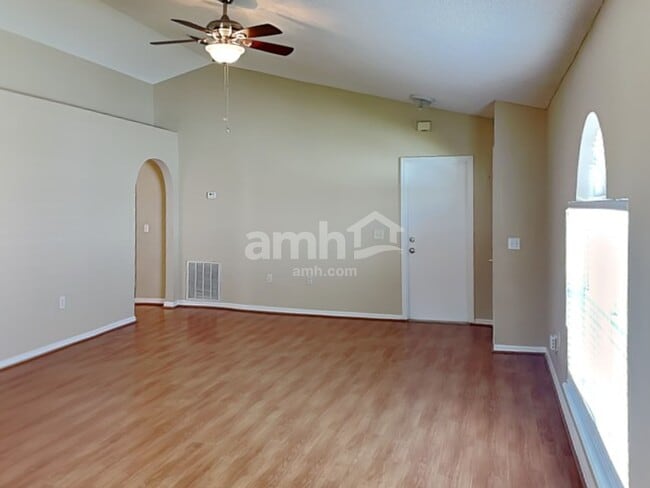 Building Photo - 116 Placid Woods Ct