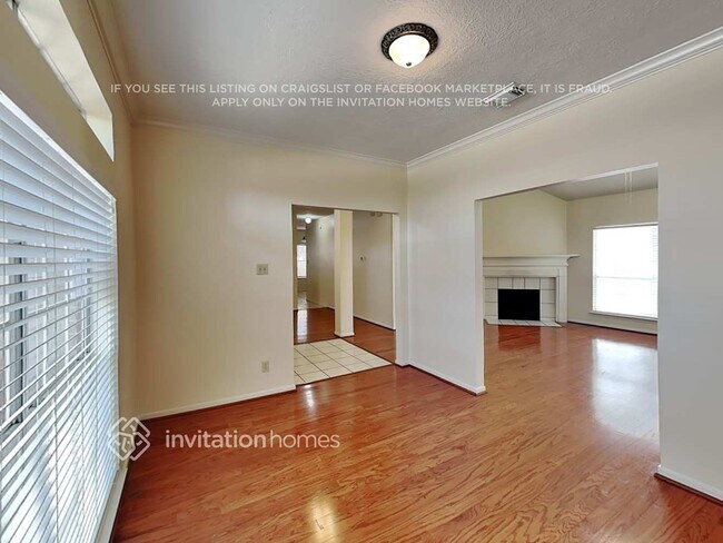 Building Photo - 16023 Mountain Shadows Dr
