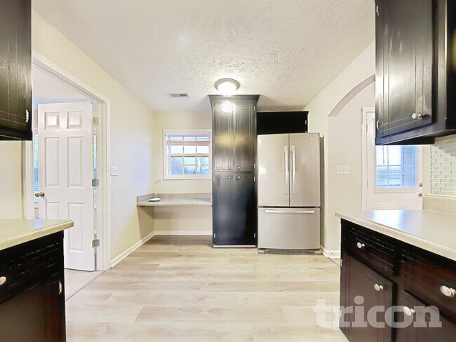 Foto del edificio - 1612 Broad Cir