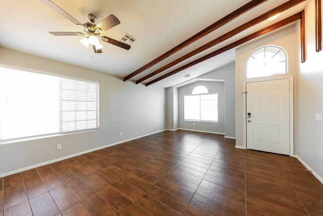 Foto del edificio - 6637 W Prickly Pear Trail