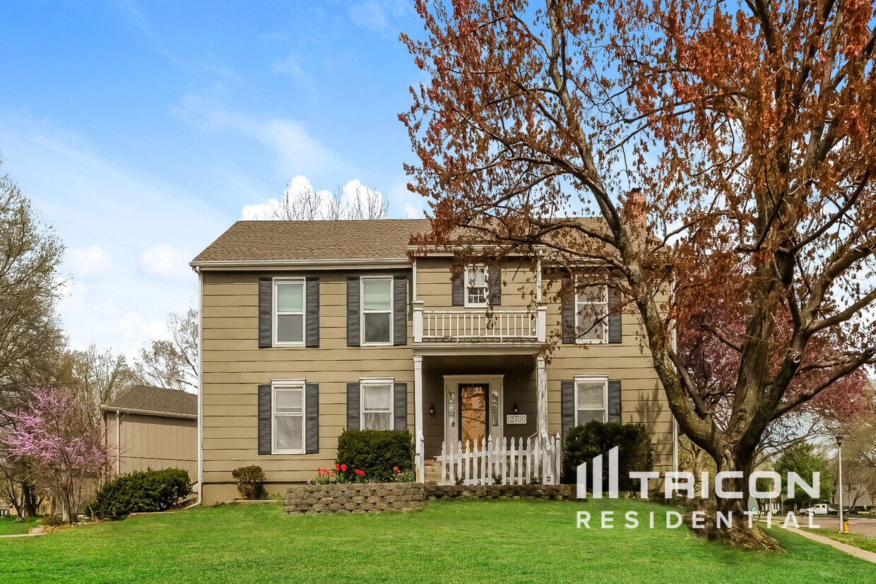 Foto principal - 12700 W 117th St