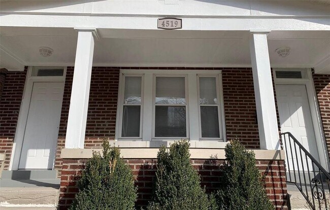 Foto del edificio - 4519 Flad Ave