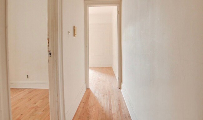 Building Photo - 509 Park Pl