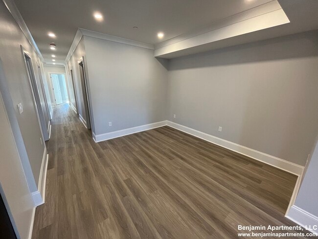 Foto del edificio - 80 N Beacon St