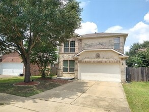 Building Photo - 2315 Thorn Berry Creek Ln