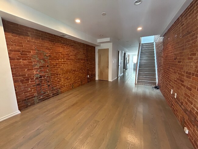 Foto del edificio - 758 Morton St NW