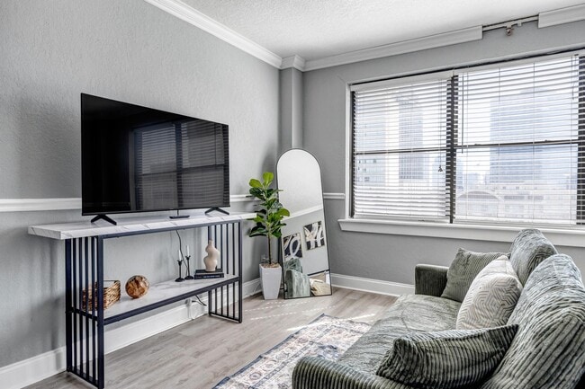 Foto del edificio - 311 W Ashley St