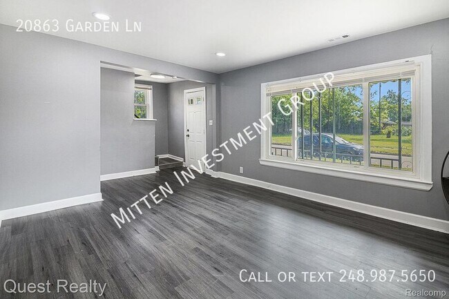 Foto del edificio - 20863 Garden Ln