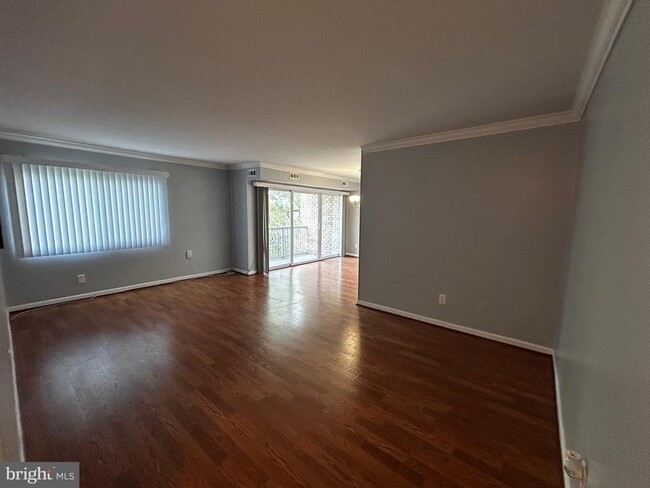 Foto del edificio - 2908 Kings Chapel Rd