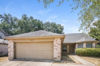 Building Photo - 19615 Cotton Creek Dr