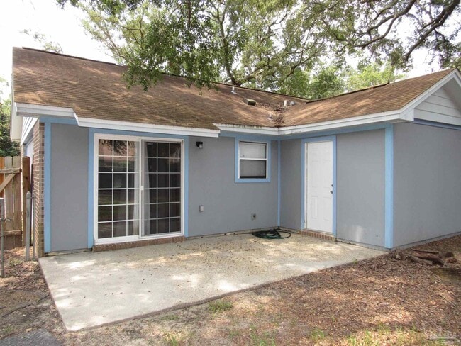 Foto del edificio - 7804 Oak Forest Dr