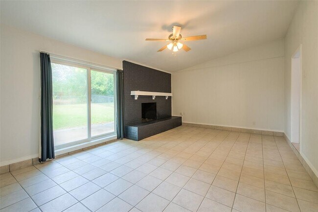 Building Photo - 808 Stimson St