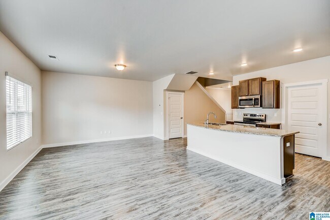 Foto del edificio - 5735 Cheshire Cove Cir