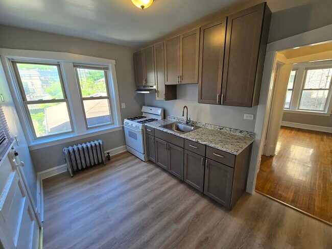 Foto del edificio - 4829 N Springfield Ave