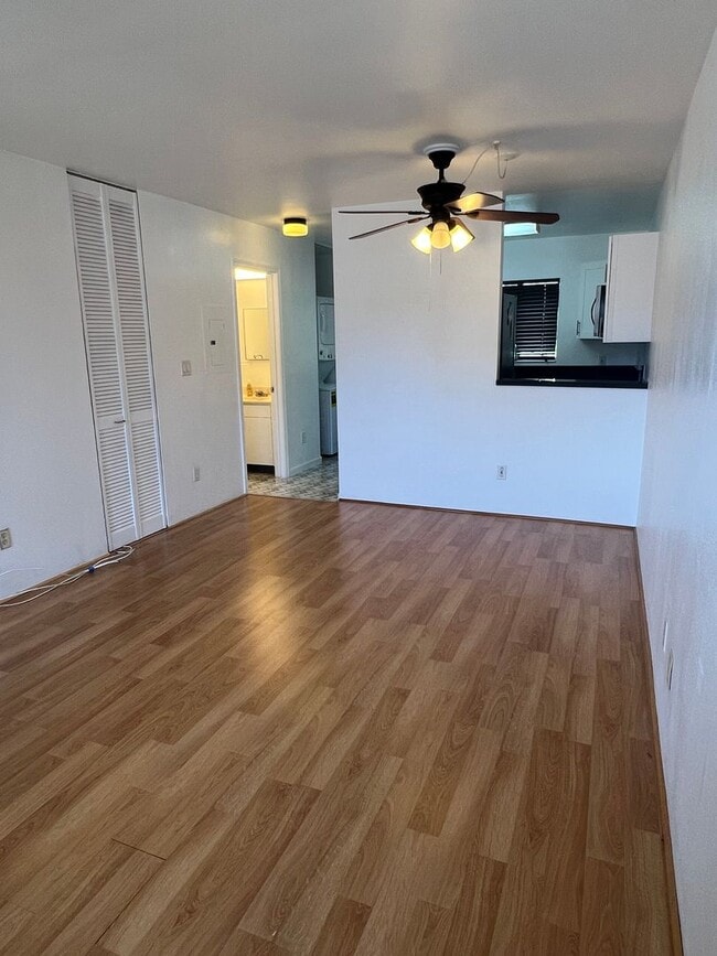 Building Photo - Kulalani Village in Kapolei - 2 Bedroom 1.5 Bath 2 Parking Townhome Unit
