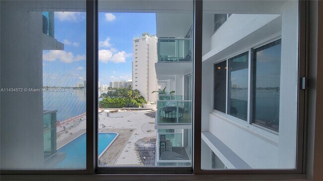Foto del edificio - 1000 West Ave