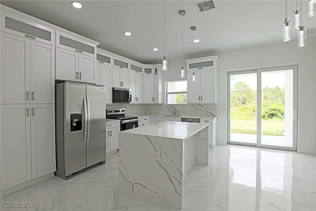 Foto del edificio - 929 Eisenhower Blvd