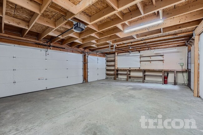 Foto del edificio - 6591 N Windmont Ave