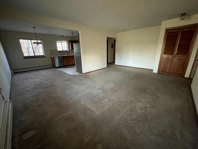 Foto del edificio - 6556 Bella Vista Dr NE