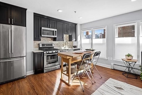 Primary Photo - 3 Davenport St