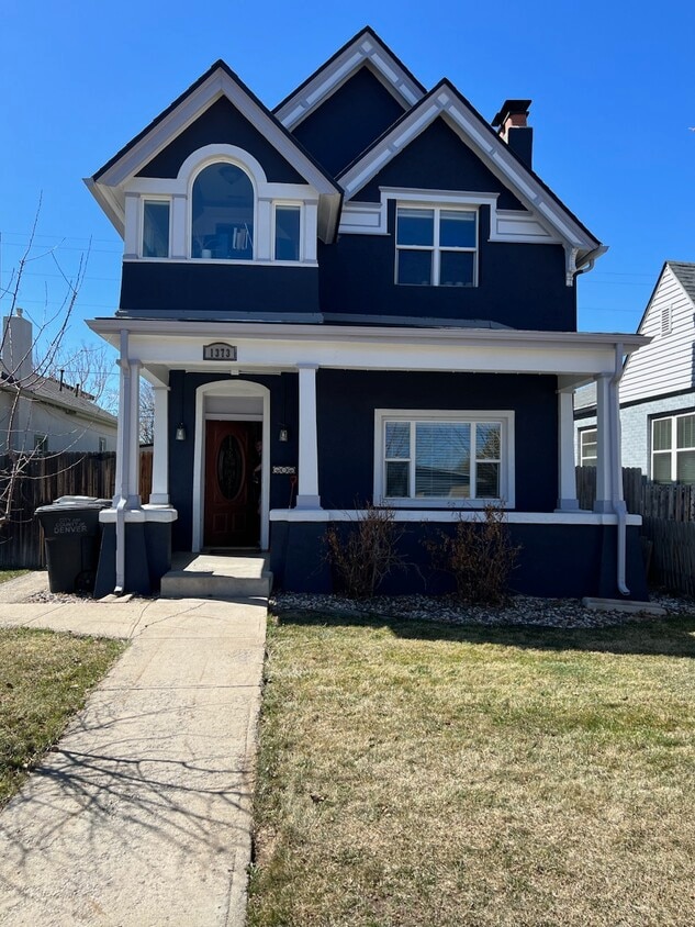Front - 1373 Osceola St