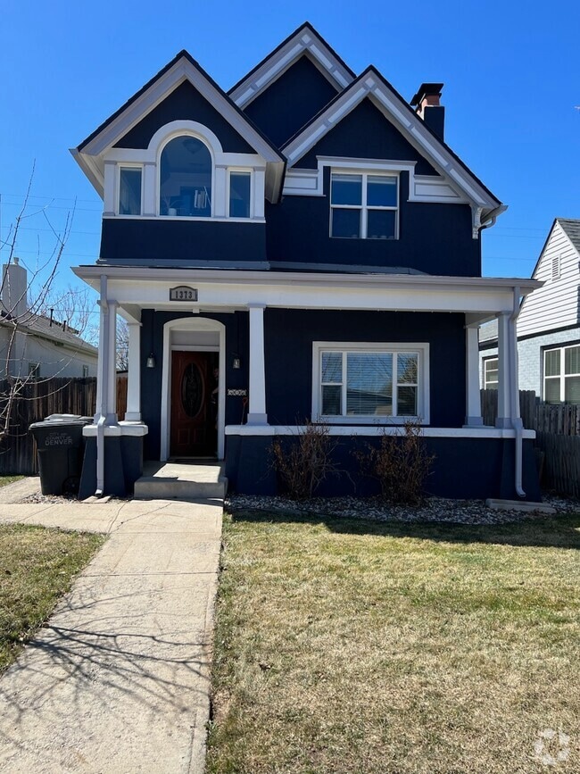 Building Photo - 1373 Osceola St