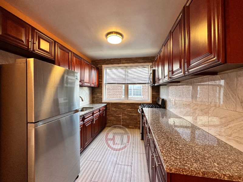 2016 Colonial Ave Unit 2, The Bronx, NY 10461 Room for Rent in The