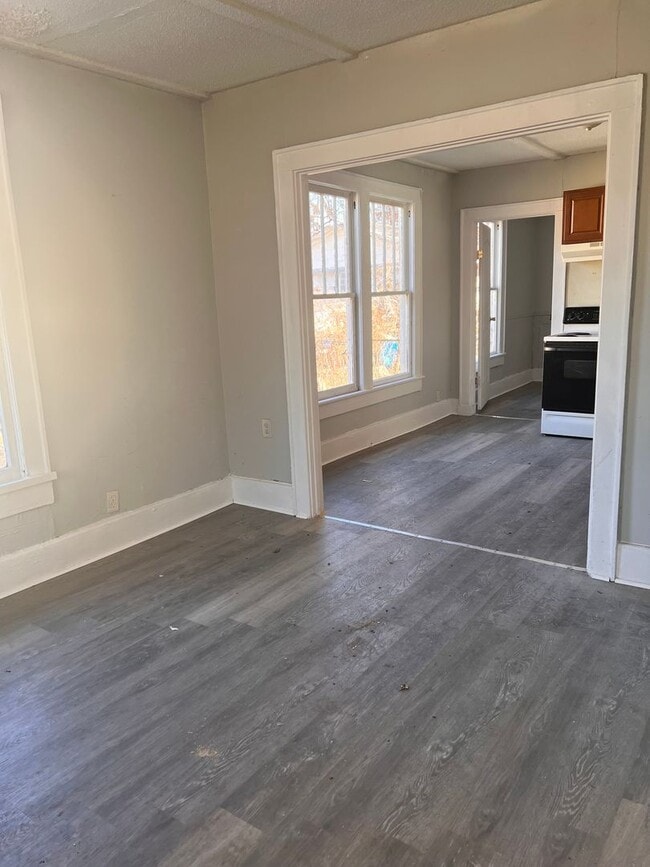 Foto del edificio - Home for Rent in Rossville