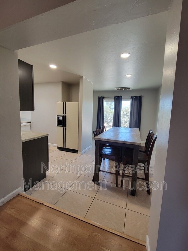 Foto del edificio - 2907 N Mountain Ave