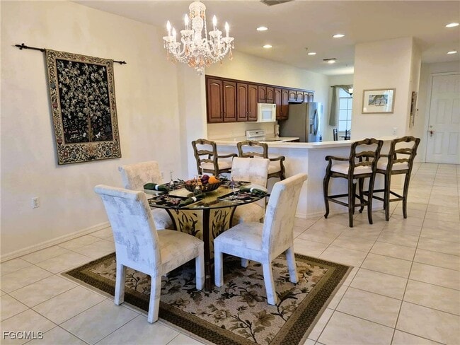 Building Photo - 20031 Sanibel View Cir