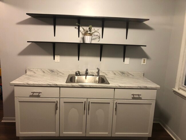 Building Photo - 163 Union Ave