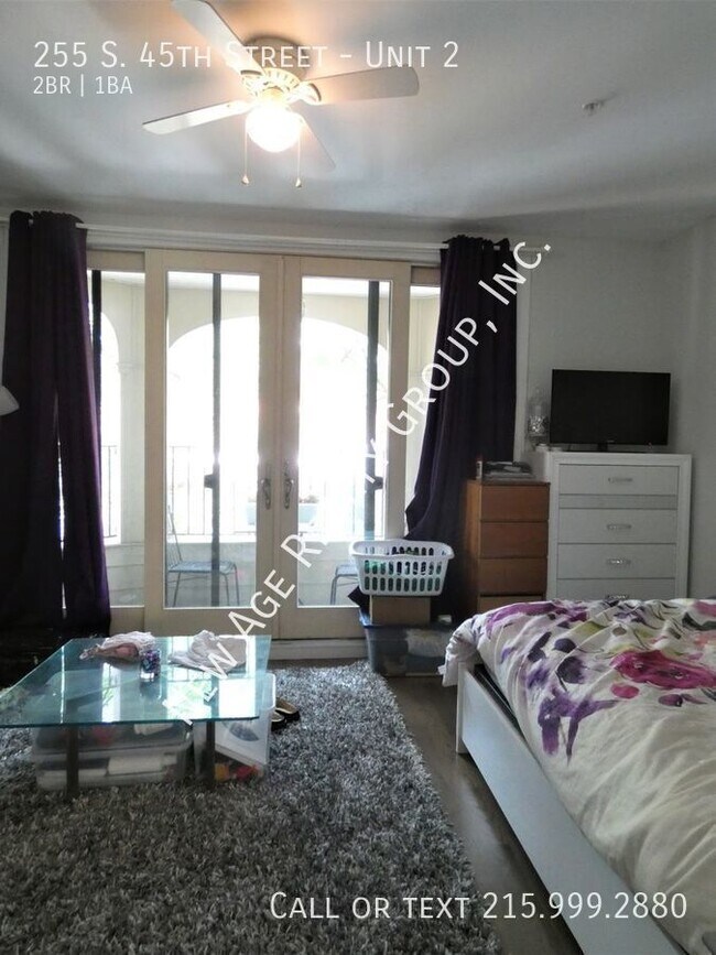 Building Photo - Beautifully Rehabbed Two-Bedroom Apartment...