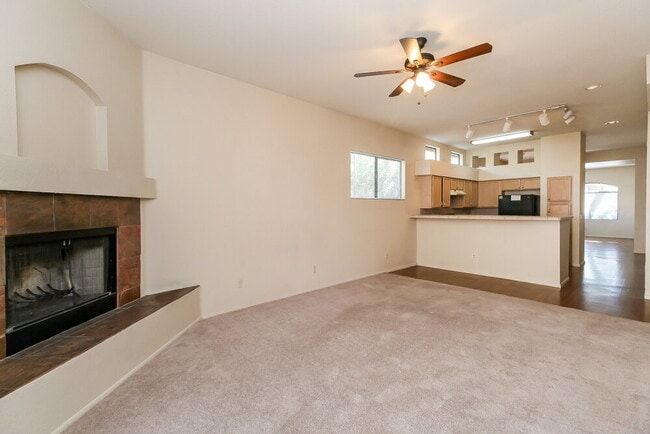 Building Photo - 9997 E Paseo San Ardo