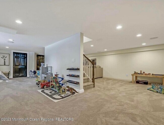 Building Photo - 10 Woolley Pl