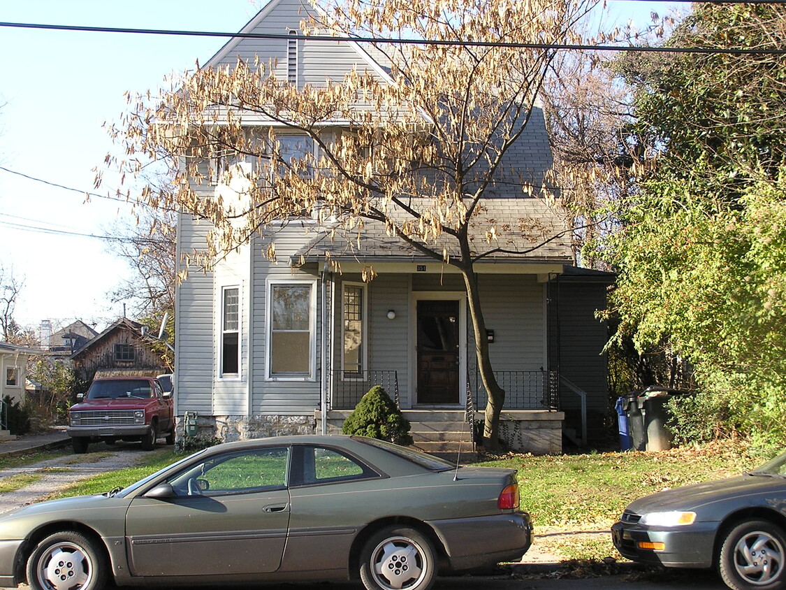 Primary Photo - 351 Woodland Ave