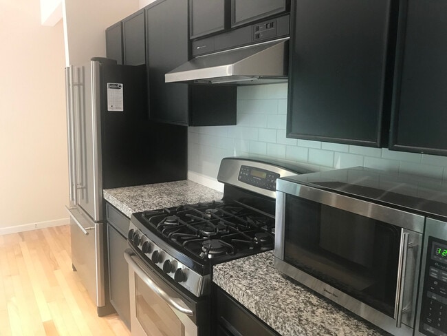 Building Photo - Great House for Rent