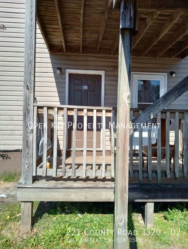 Primary Photo - 221 County Rd 3320