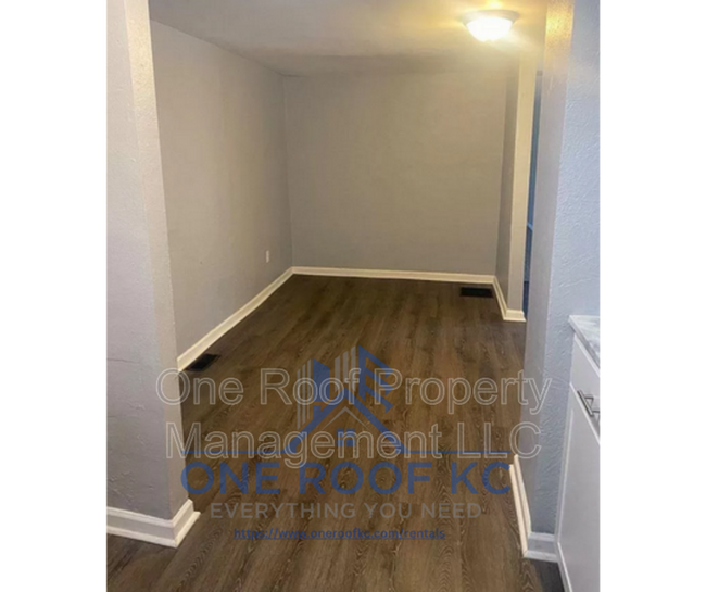 Building Photo - 1015 Suntree Pl